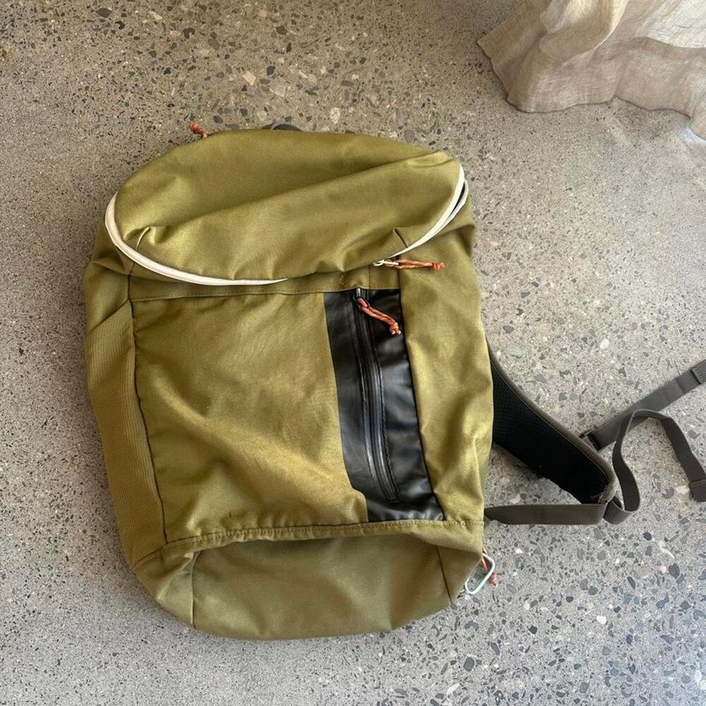 Dakine olive green backpack, back to school, everyday backpack